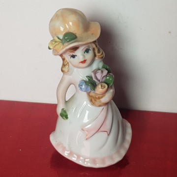 1 € Figura pequeña de porcelana niña con flores pongo decorativo