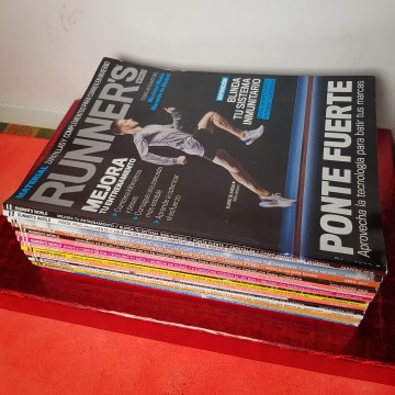 5 € Lote 15 revistas de atletismo runner's world 2018 2017