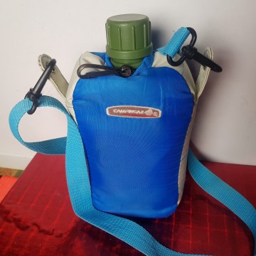 2 € Cantimplora con funda isotermica Campingaz y correa para colgar