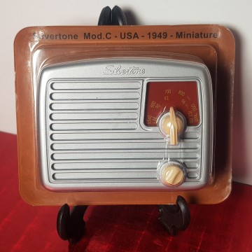 Miniatura de radio reproducción silvertone mod. C USA nueva precintada
