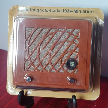 radio Safar Usignolo Italia 1934 miniature radios de antaño