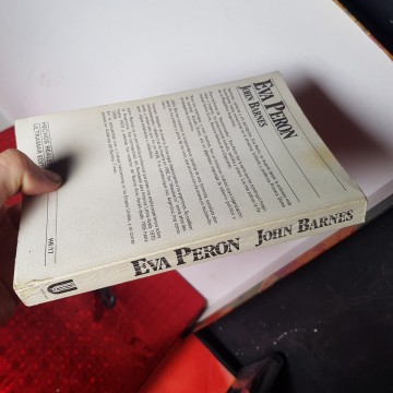 1 € Biografía de Eva Perón evita John Barnes librería online libros