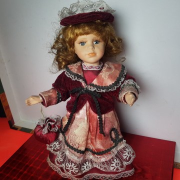 10 € Antigua muñeca de cerámica ojos de cristal