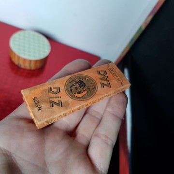 Antigua libreta papel de fumar zig zag 125 / 75 hojas años 40