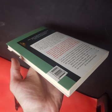psiquiatras, psicólogos y otros enfermos, de Rodrigo Muñoz avia