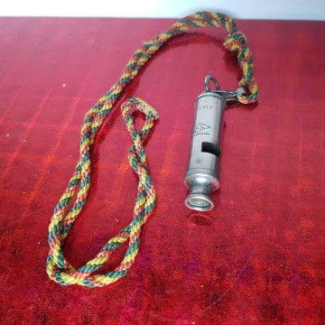 Antiguo silbato de árbitro profesional EFS referee 10 €