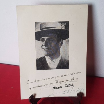 Estampa con fotografía y rúbrica de Mario Cabré 23 abril 1947