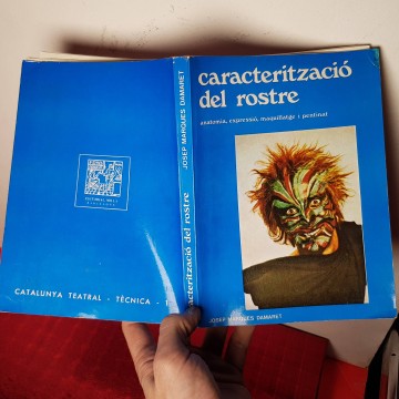 Curs de maquillatge teatral caracterització del rostre expressió