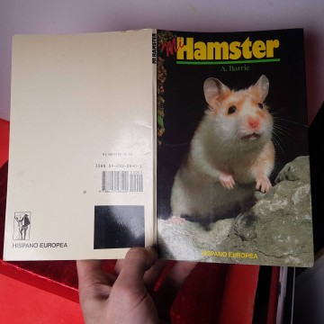 Manual para el cuidado adiestramiento cría y concursos del hámster