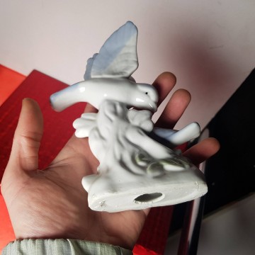 Figura decorativa pájaros de porcelana hola. 50 € comprar