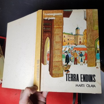Terra Endins Martí olaya Llibre en Català de viatges Banyoles Osona