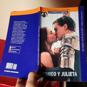Texto bilingüe libro Romeo y Julieta inglés castellano libro bilingue