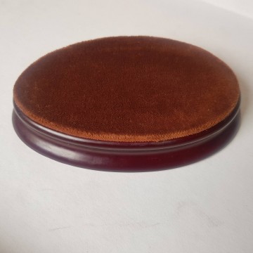 Peana de madera para figura madera granate pedestal forrada terciopelo