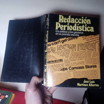 Manual de periodismo redacción periodística José Luis Martínez Alberto