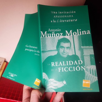 La realidad de la ficción Antonio Muñoz Molina libro ensayo librería