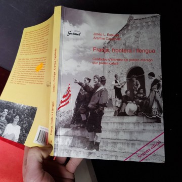 Franja frontera i llengua Franja d'Aragó llibre conflicte d'identitat
