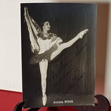 Fotografía Aurora Pons bailarina autógrafo firma dedicatoria firmada