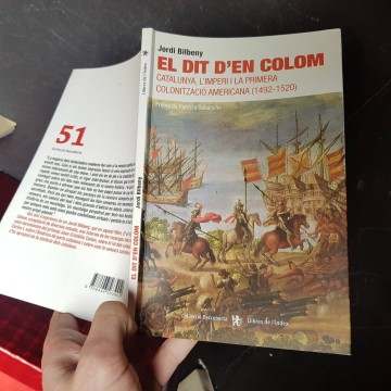 El dit d'en Colom Jordi bilbeny amb autògraf firma dedicatòria llibre