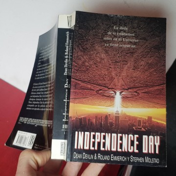 Librería online novela ciencia ficción Independence Day comprar