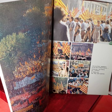 11 setembre 1977 a la Diada Catalunya triomfant revista catalanista