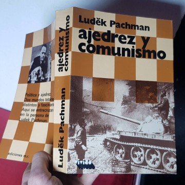 Ajedrez y comunismo luz de Batman librería online libro descatalogado