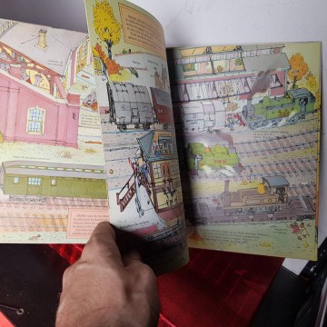 Trenes de vapor Huck Scarry libro infantil antiguo ferrocarriles