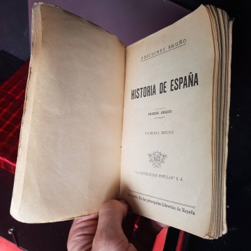 Libro escolar antiguo librería Historia de España primer grado