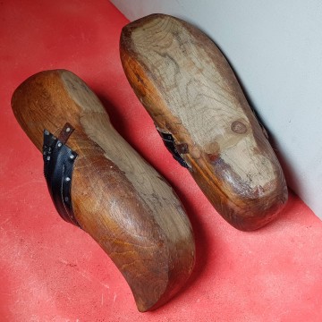 Almadreñas antiguas de madera y cuero negro antiguos zuecos talla 23