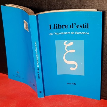 Llibre d'estil de l'Ajuntament de Barcelona Joan sola Llibre en Català