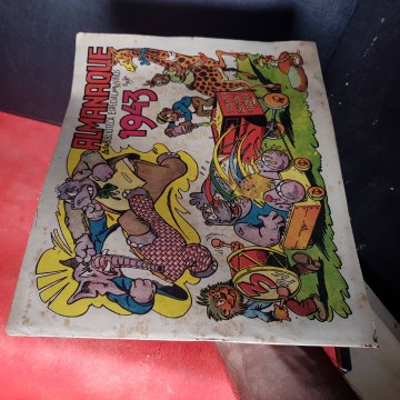 Almanaque de la biblioteca especial para niños 1943 original cómic