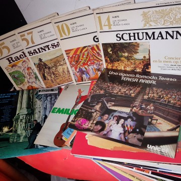 Lote LP vinilos de humor música instrumental lotevinilos humor soccer por whatsapp