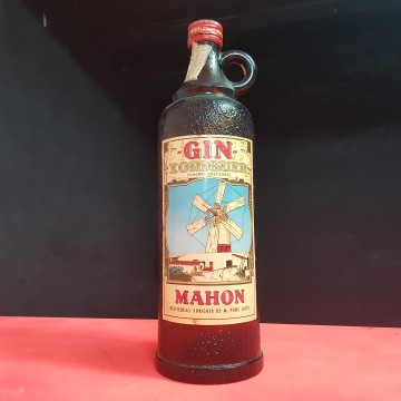 Botella vacía Gin Xoriguer Mahon..