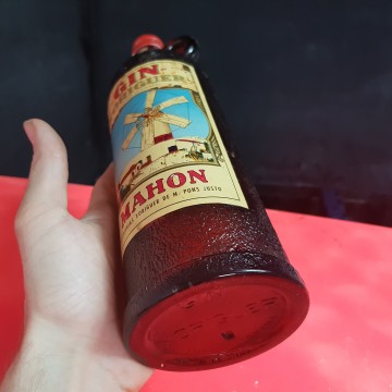 Botella vacía Gin Xoriguer Mahon..