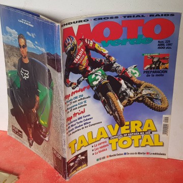 moto verde 225 , Honda CRE 250.  Yamaha YZM 400,  Husqvarna TE 610 97,
