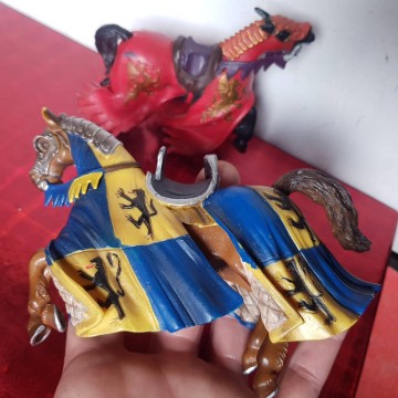 caballos medievales pvc figuras antiguas caballo pvc schleich papo
