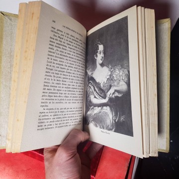 Las reinas muertas de Portugal, Philippe Julián Casa de braganza