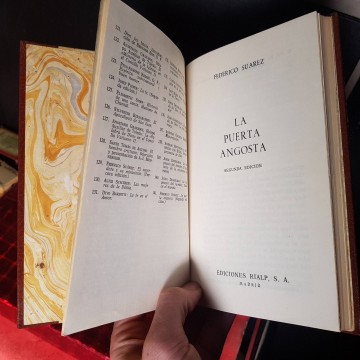 La puerta angosta, Federico Suárez libros teología antiguos viejos