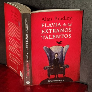 Flavia de los extraños talentos, Alan Bradley novela aventuras