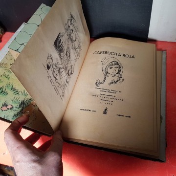 caperucita roja editorial molino j.juez 1943 Jose maria huertas pop up