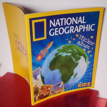 ÁLBUM CROMOS NATIONAL GEOGRAPHIC KIDS completo albumes cromos usados