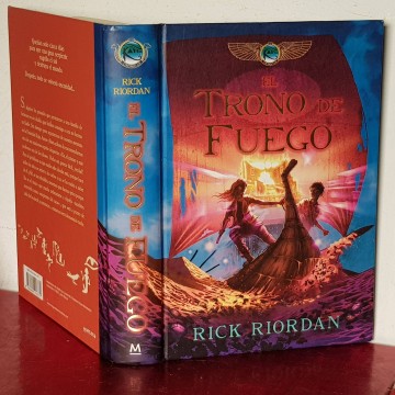 EL TRONO DE FUEGO, RICK RIORDAN novela fantástica libros