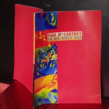 PAUL MCCARTNEY, THE NEW WORLD TOUR programa oficial concierto