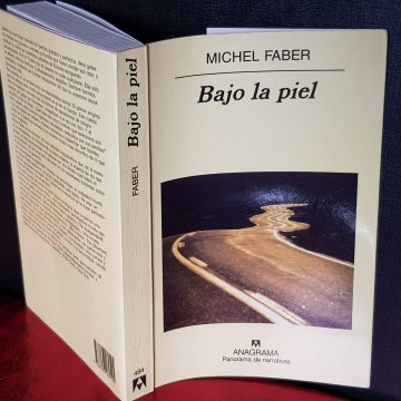 BAJO LA PIEL, MICHEL FABER.