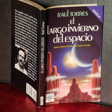 EL LARGO INVIERNO DEL ESPACIO, RAÚL TORRES.