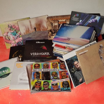 LOT 27 CDS MÚSICA CATALANA.