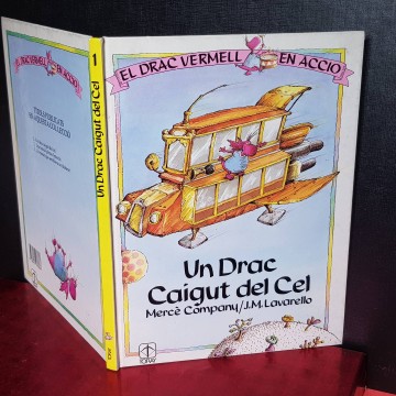 UN DRAC CAIGUT DEL CEL, MERCÈ COMPANY (FIRMAT).