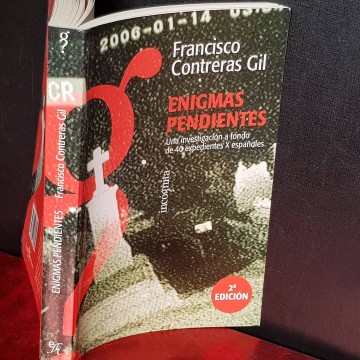 ENIGMAS PENDIENTES, FRANCISCO CONTRERAS GIL.