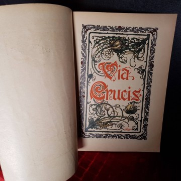 VÍA CRUCIS.