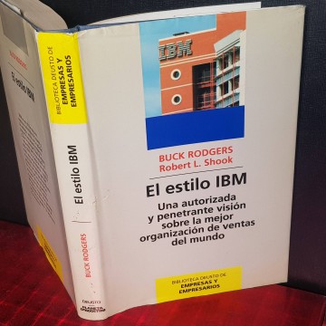 EL ESTILO IBM, BUCK RODGERS.