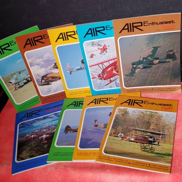 LOTE DIEZ REVISTAS DE AVIACIÓN AIR ENTHUSIAST.